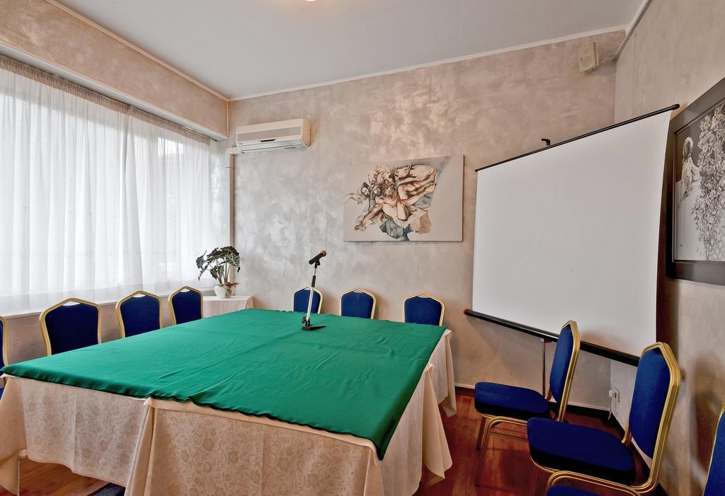Sam Hotel Monfalcone Exterior foto